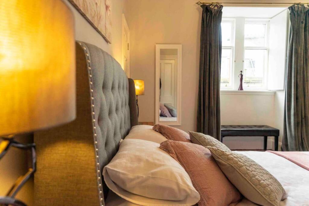 Spacious City Centre Apartment Full Of Character Inverness Luaran gambar