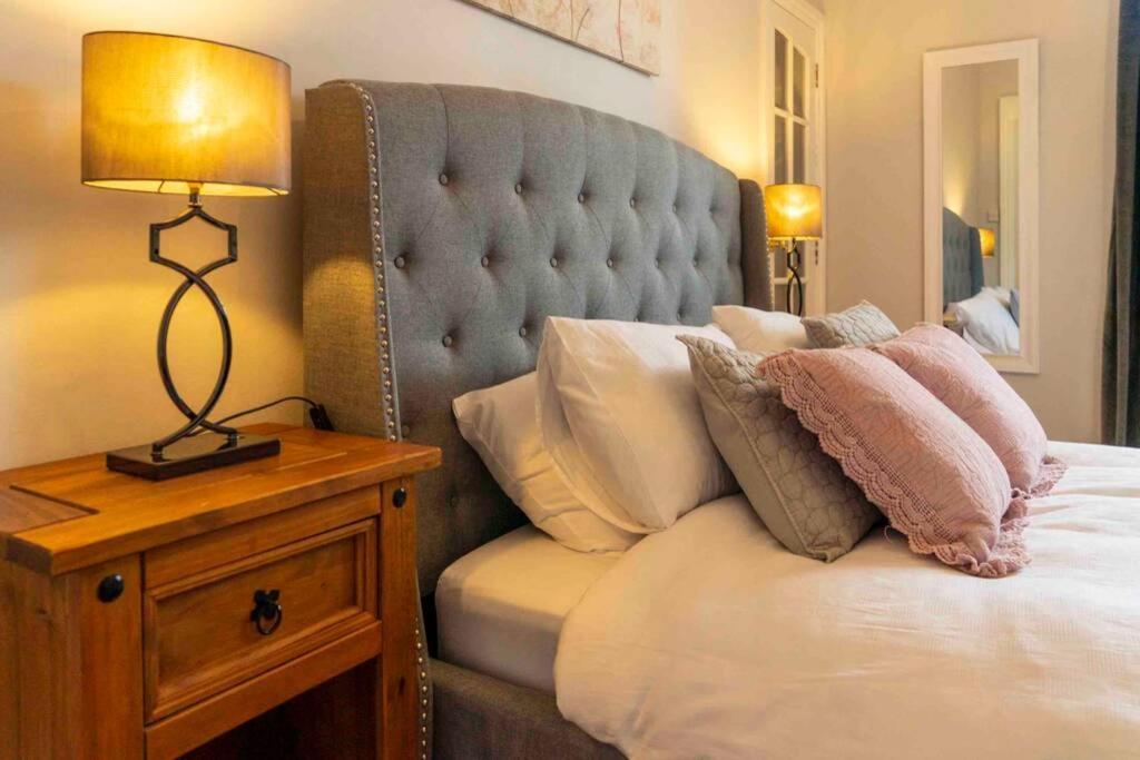 Spacious City Centre Apartment Full Of Character Inverness Luaran gambar